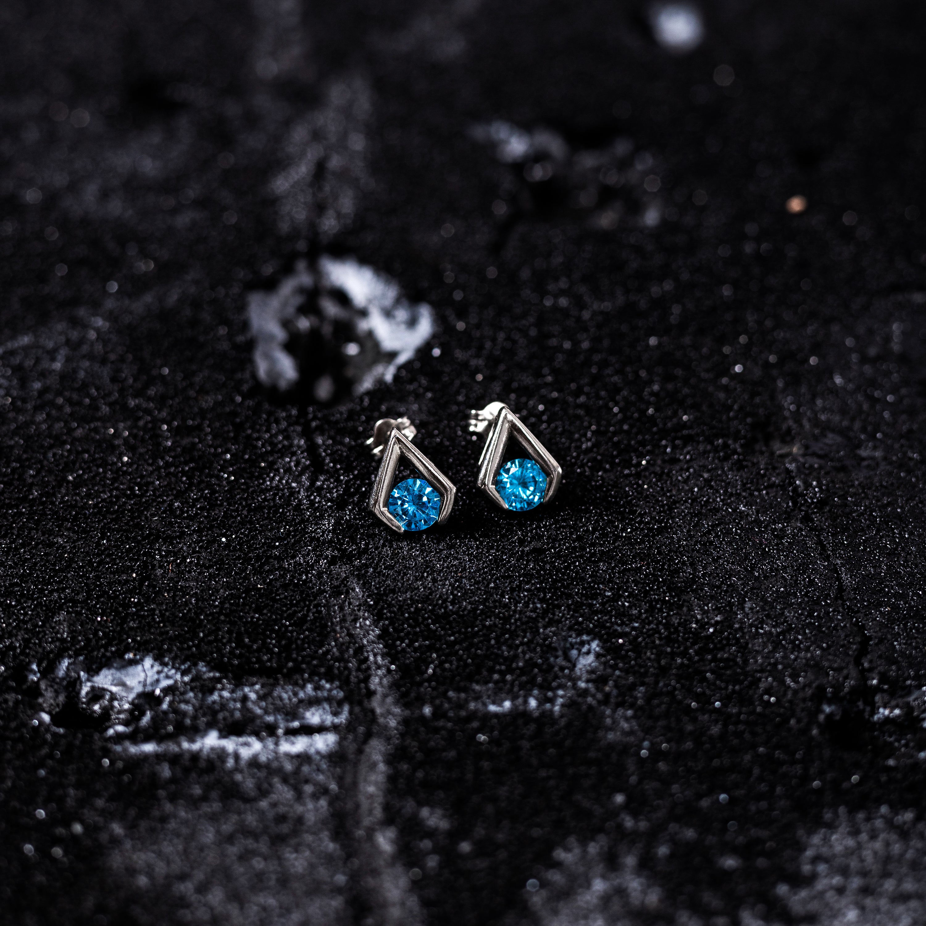 Cool and Classic 92.5 sterling silver stud earrings with colour zirconium