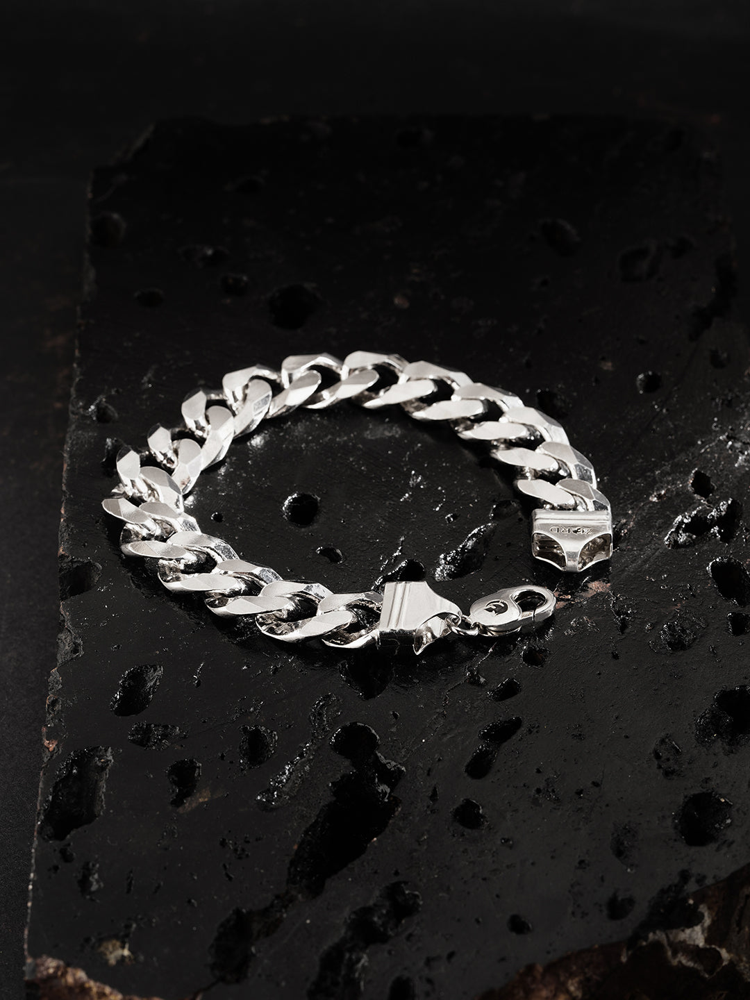 Chiseled Cuban Chain Bracelet