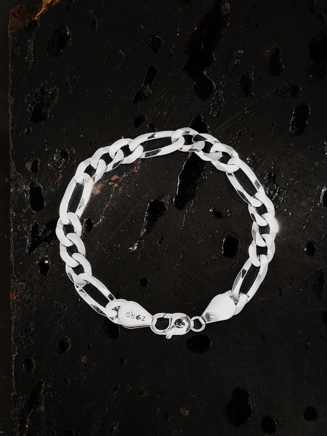 Chiseled Figaro Chain Bracelet