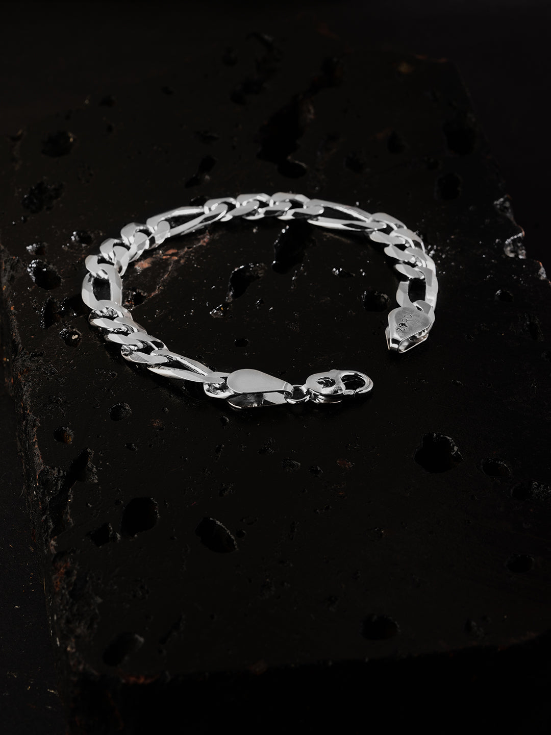 Chiseled Figaro Chain Bracelet