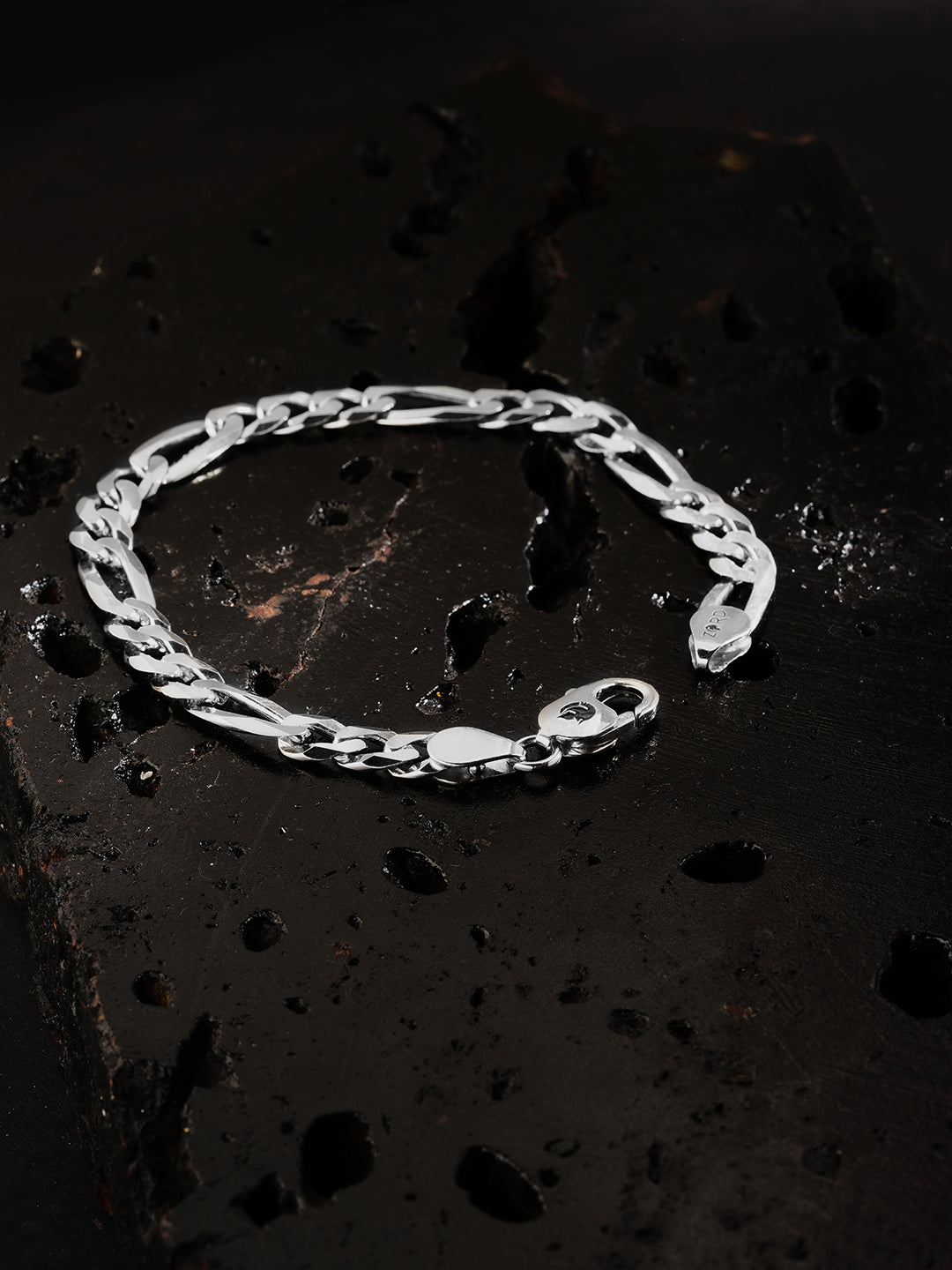 Chiseled Figaro Chain Bracelet