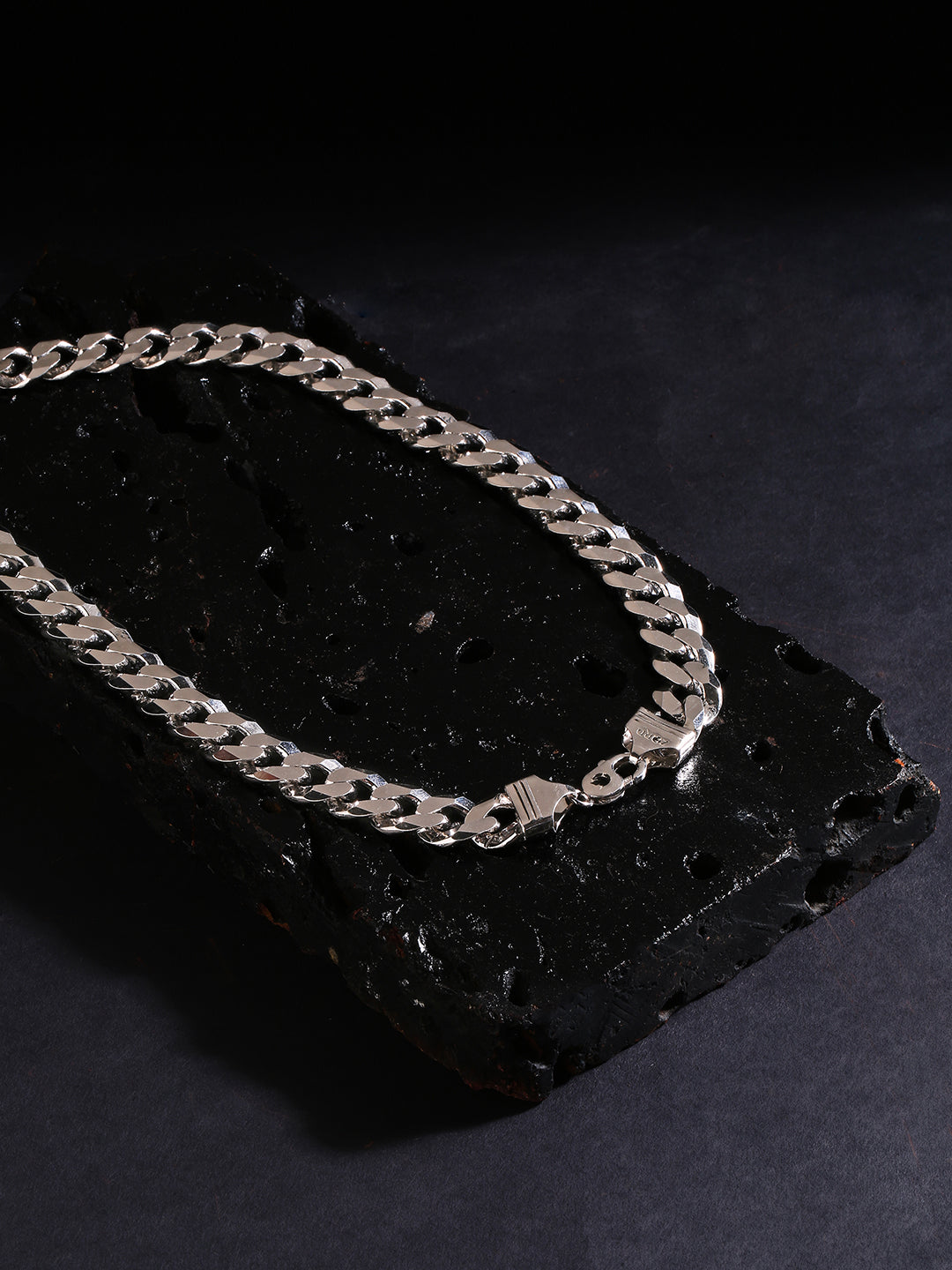 Chiseled Cuban Ultra Flat Chain