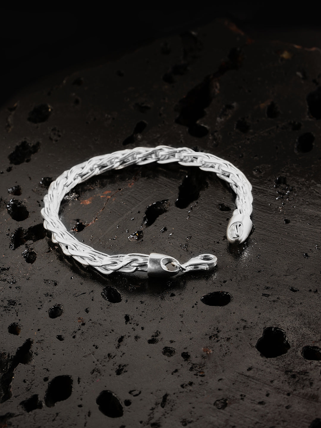 The Hollow ladder link bracelet