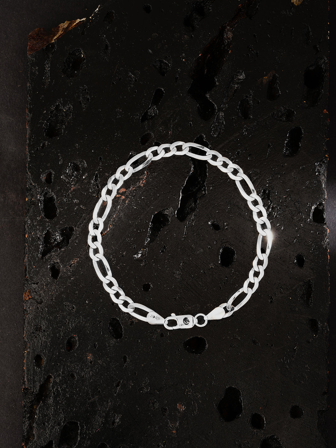 Chiseled Figaro Chain Bracelet